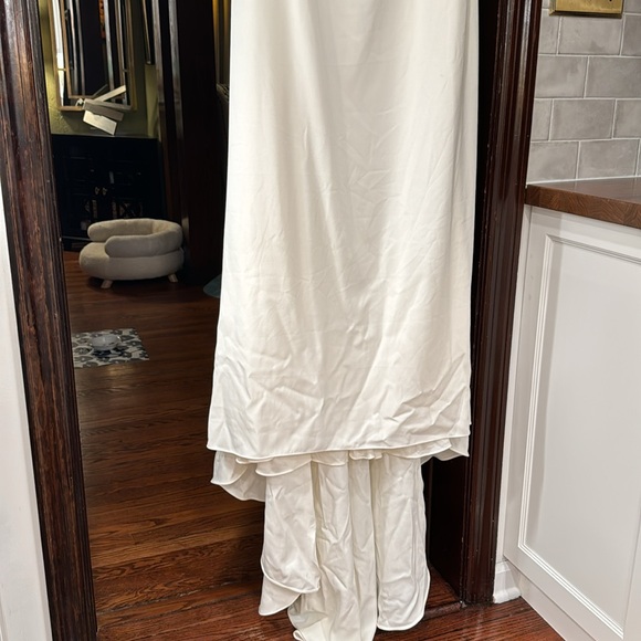 David’s Bridal Wedding Gown - Ivory size 14 - only tried on not worn or altered - Picture 7 of 14